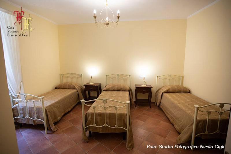 Casa Vacanze - Franco Ed Enza Bed & Breakfast San Gregorio Magno Екстериор снимка