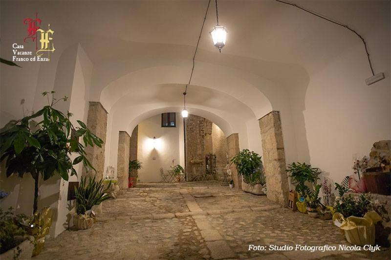 Casa Vacanze - Franco Ed Enza Bed & Breakfast San Gregorio Magno Екстериор снимка