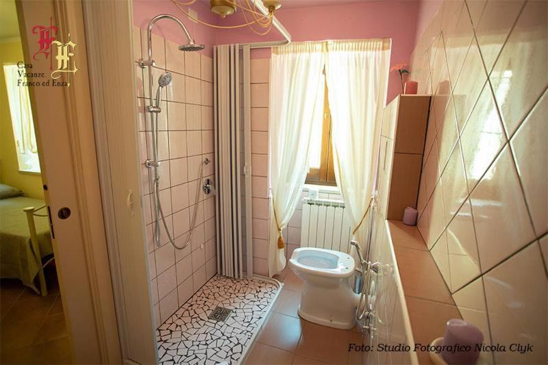 Casa Vacanze - Franco Ed Enza Bed & Breakfast San Gregorio Magno Екстериор снимка