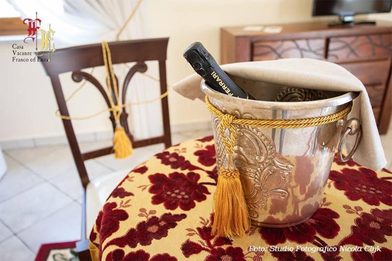 Casa Vacanze - Franco Ed Enza Bed & Breakfast San Gregorio Magno Екстериор снимка